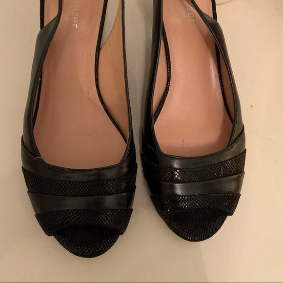 NATURALIZER black wedge sandals size 8.5 M - Picture 2 of 9